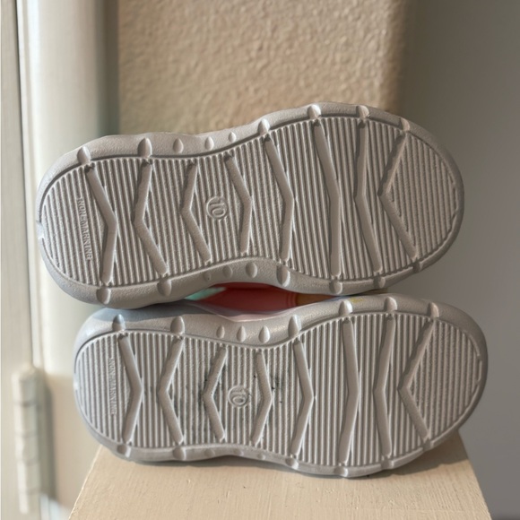 All in Motion Toddler Girls Dannie Slip-On Performance Sneakers Shoes Size 10T - Picture 5 of 6